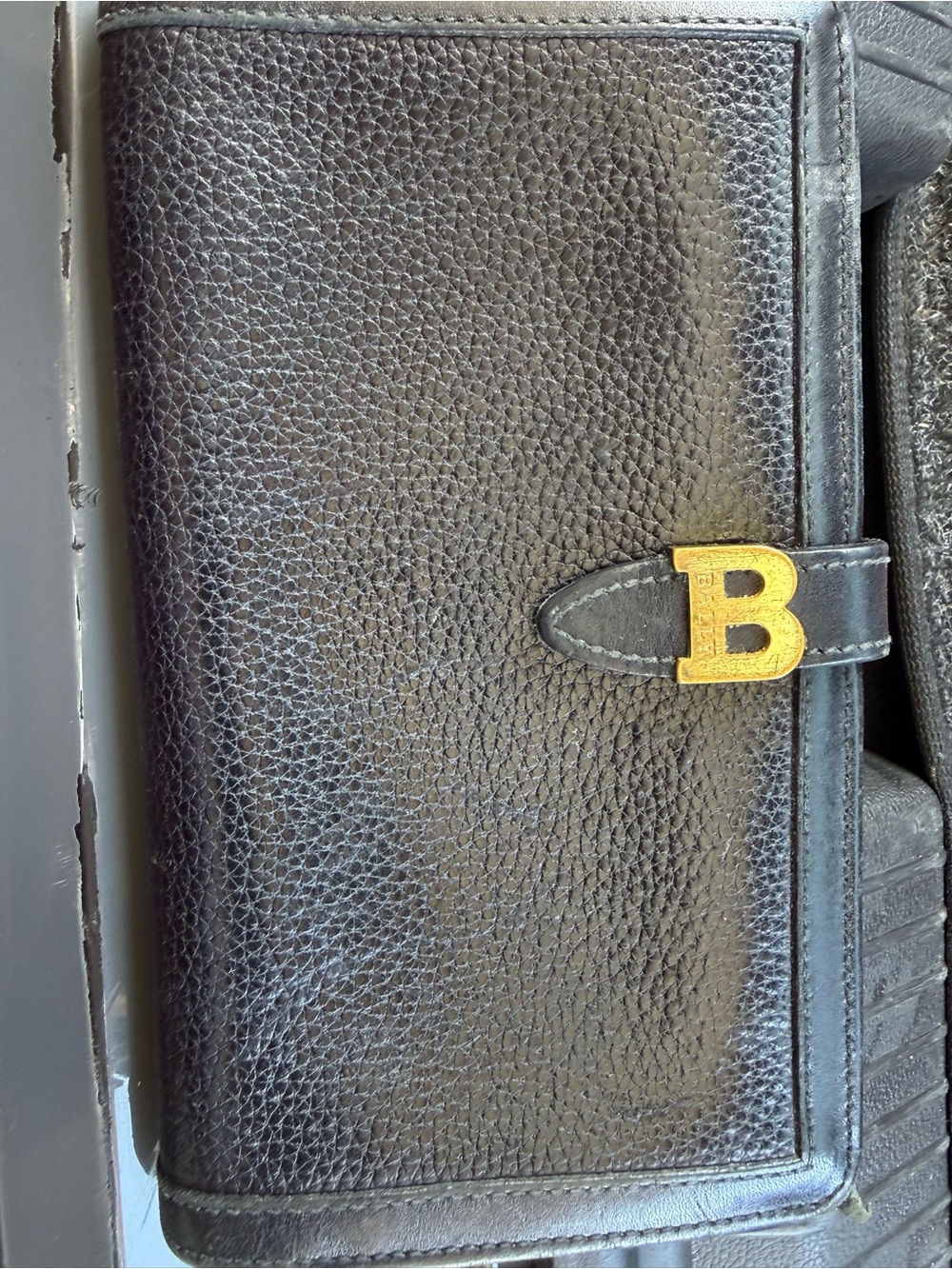 Black Pebbled Leather Men's Wallet with Gold 'B' Accent